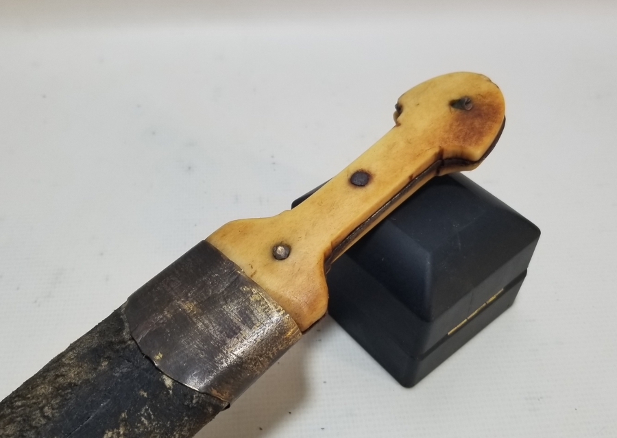 ORİJİNAL KININDA KEMİK SAPLI NADİR ÇERKES KAMASI