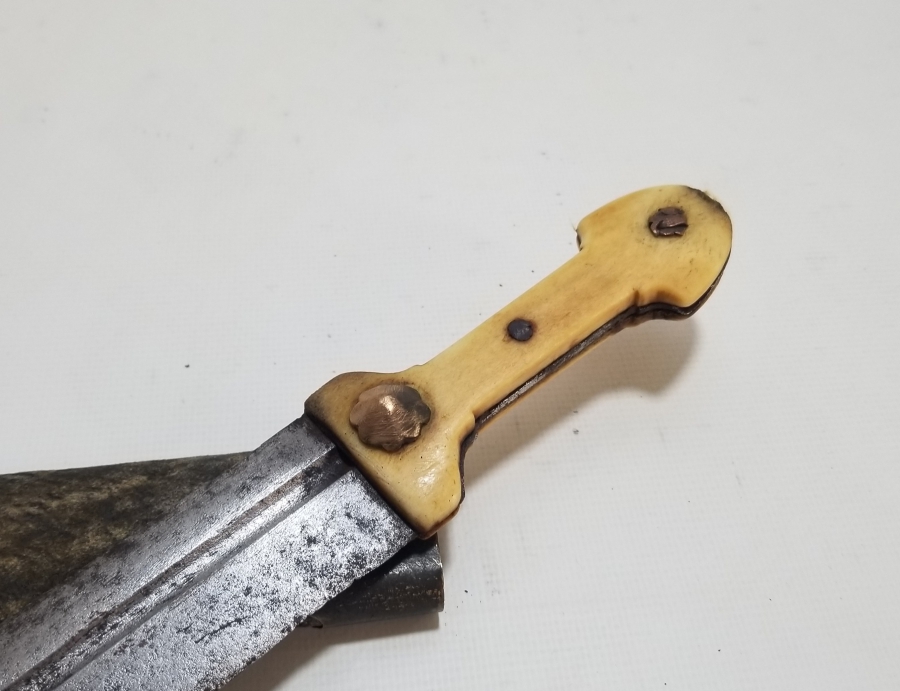 ORİJİNAL KININDA KEMİK SAPLI NADİR ÇERKES KAMASI