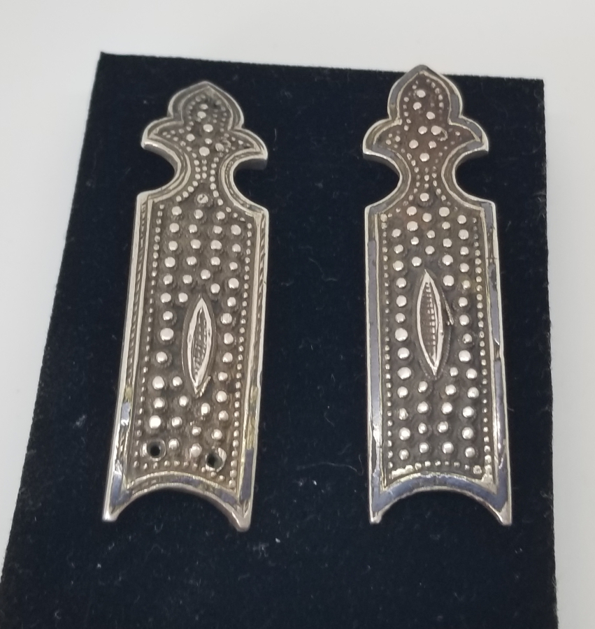 SAVATLI VE KABARTMA İŞÇİLİKLİ OSMANLI DÖNEMİ GÜMÜŞ ÇERKES KEMER TOKASI