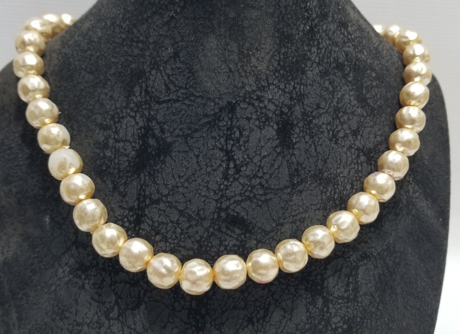 İNCİ GÖRÜNÜMLÜ BİJUTERİ GERDANLIK