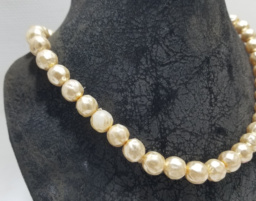 İNCİ GÖRÜNÜMLÜ BİJUTERİ GERDANLIK