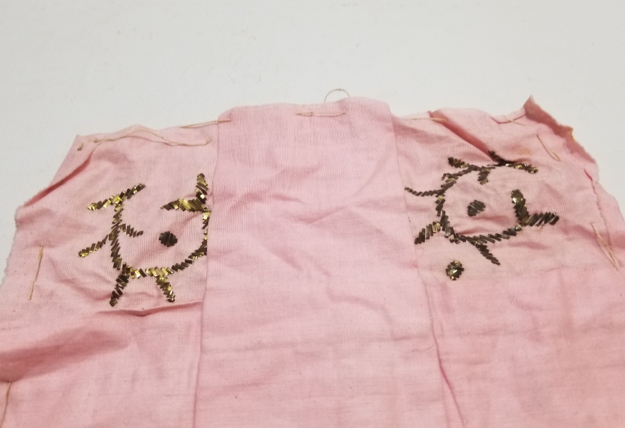 ÜZERİ OSMANLICA YAZILI OSMANLI DÖNEMİ TELKIRMA İŞÇİLİKLİ SÖZ MENDİLİ