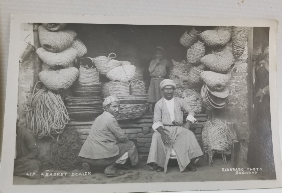 TOPKAPI ŞİŞECAM VE BAKIRCILAR-SEPETÇİLER GÖRSELLİ SİYAH-BEYAZ FOTOĞRAF