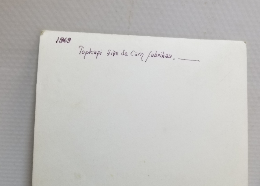 TOPKAPI ŞİŞECAM VE BAKIRCILAR-SEPETÇİLER GÖRSELLİ SİYAH-BEYAZ FOTOĞRAF