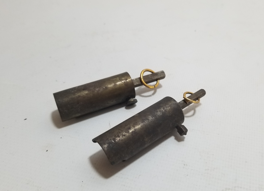 İKİ ADET ANTİKA BARUTÖLÇER