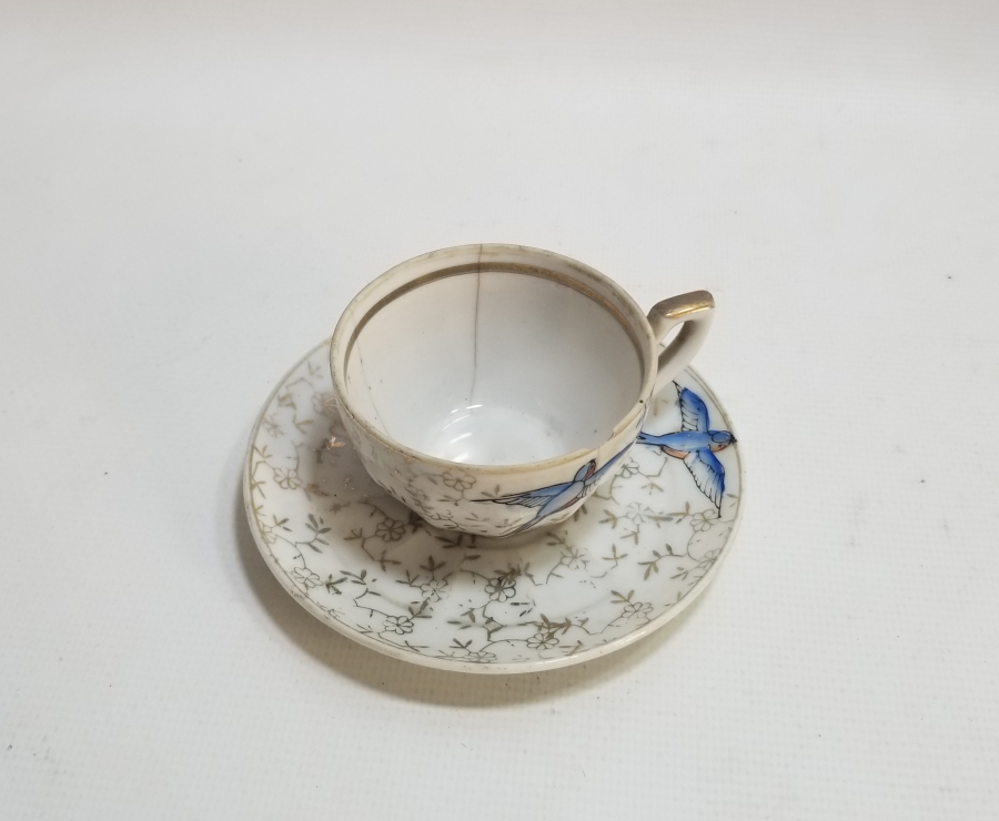 ANTİKA PORSELEN KAHVE FİNCANI