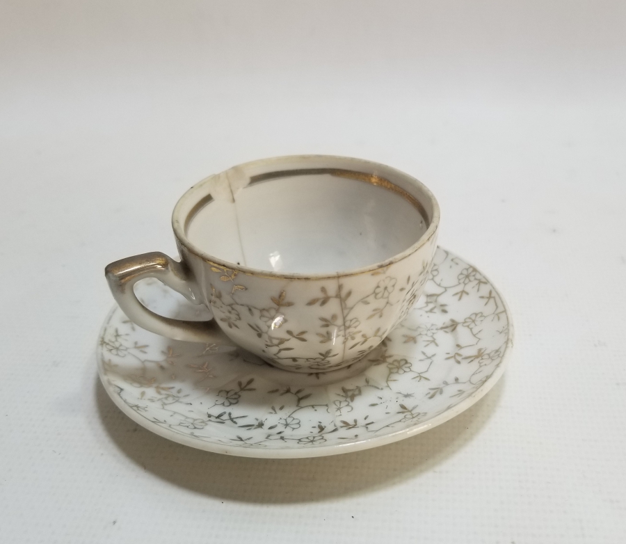 ANTİKA PORSELEN KAHVE FİNCANI