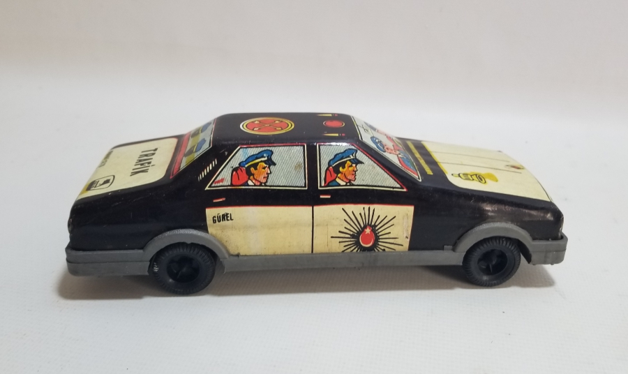 GÜREL MARKA ANTİKA OYUNCAK POLİS ARABASI