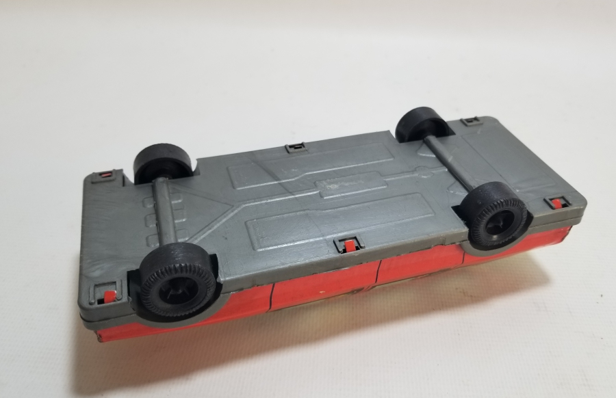 GÜREL MARKA YERLİ YAPIM ANTİKA OYUNCAK ARABA