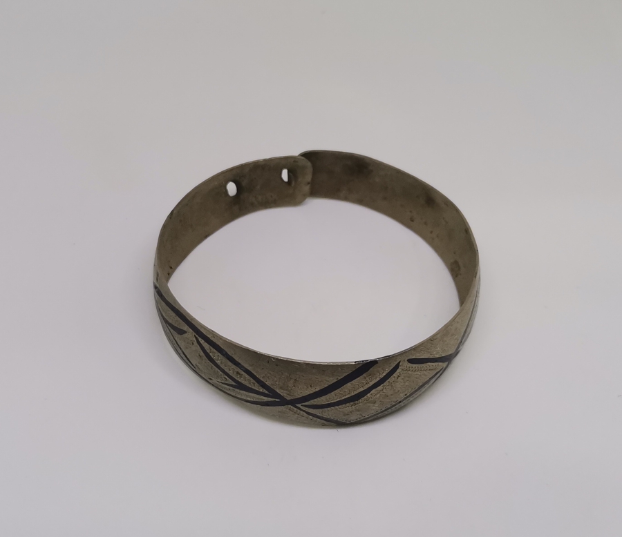 SAVATLI ANTİKA BİLEZİK