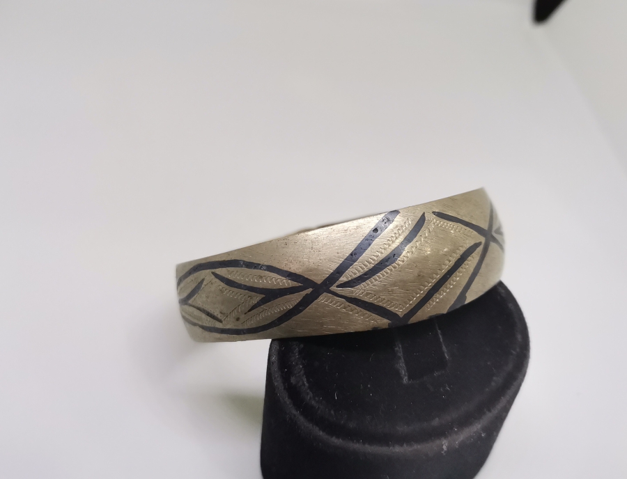 SAVATLI ANTİKA BİLEZİK