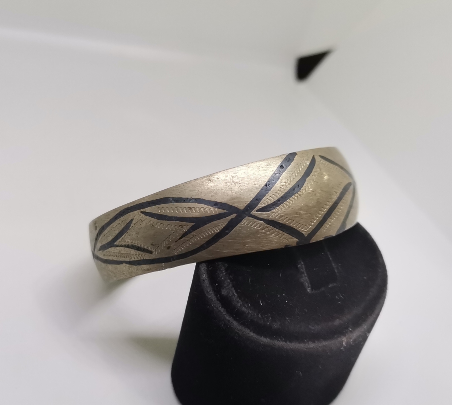 SAVATLI ANTİKA BİLEZİK