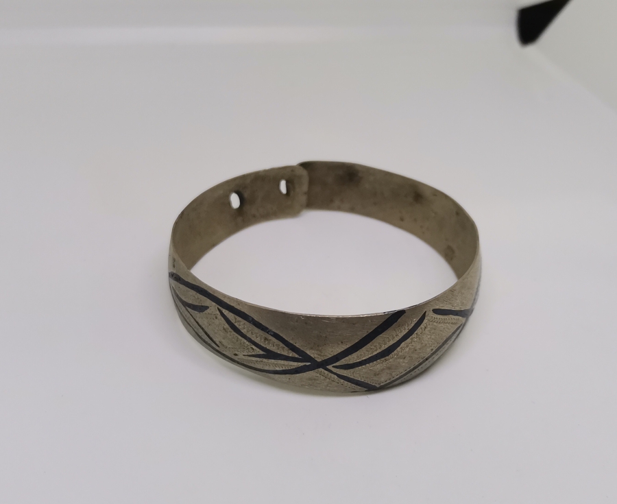 SAVATLI ANTİKA BİLEZİK