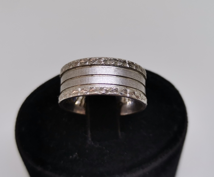 KABARTMA İŞÇİLİKLİ ALYANS YÜZÜK