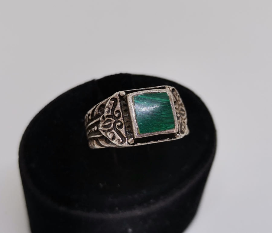 KABARTMA İŞÇİLİKLİ GÜMÜŞ YÜZÜK