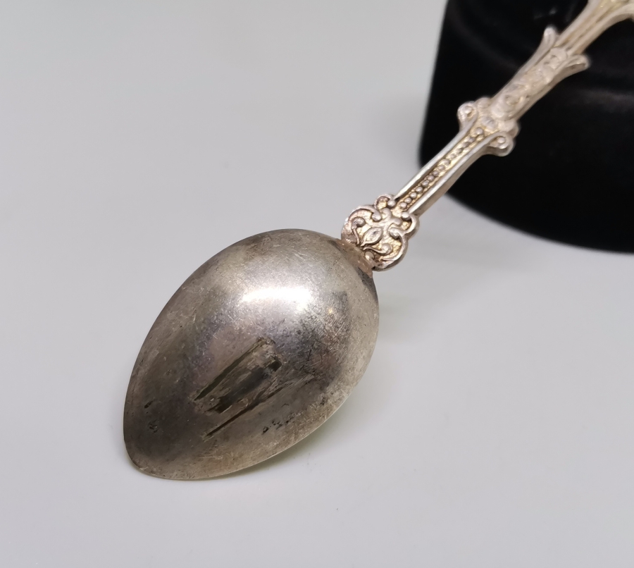 KABARTMA İŞÇİLİKLİ ANTİKA GÜMÜŞ HATIRA AVRUPA KAŞIK