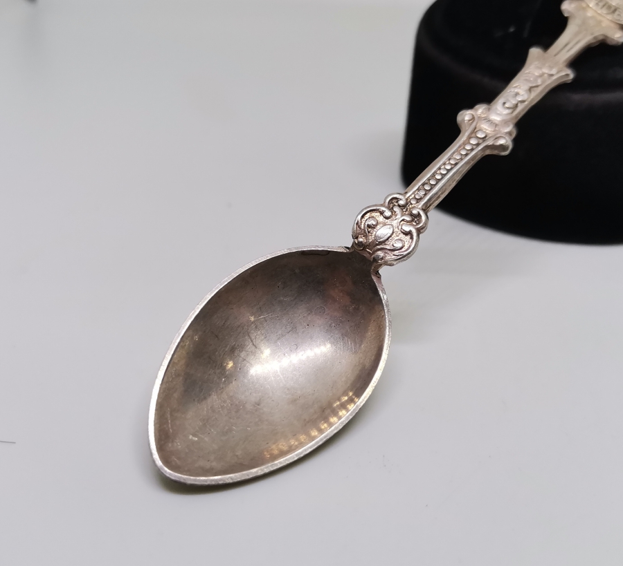 KABARTMA İŞÇİLİKLİ ANTİKA GÜMÜŞ HATIRA AVRUPA KAŞIK