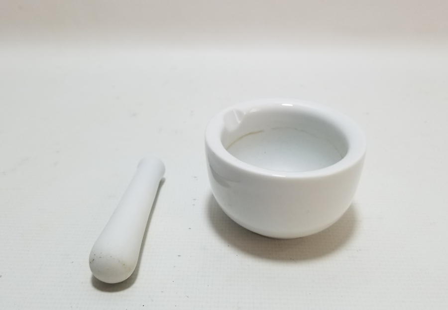 ANTİKA PORSELEN ECZACI HAVANI