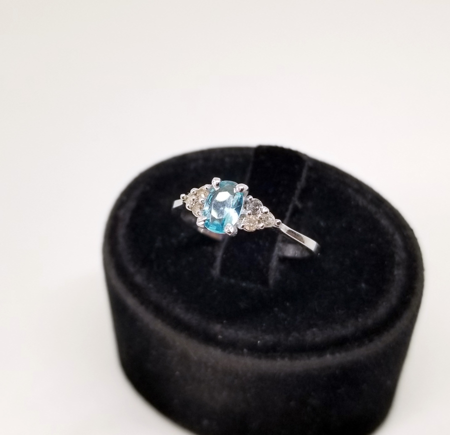 AQUAMARİN VE PIRLANTA TAŞLI ÖZEL YAPIM YÜZÜK