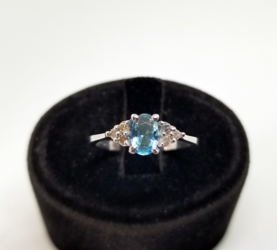 AQUAMARİN VE PIRLANTA TAŞLI ÖZEL YAPIM YÜZÜK