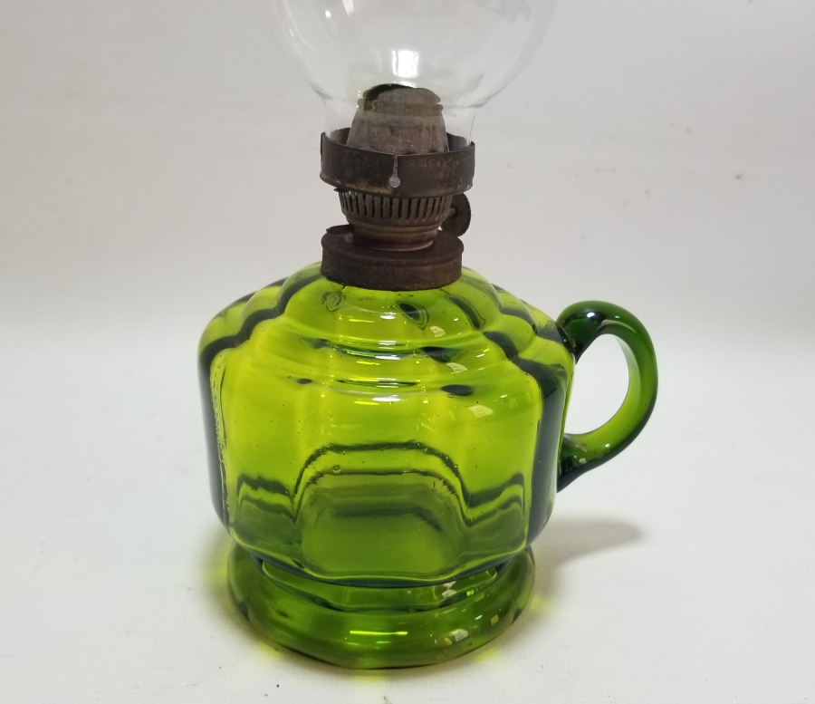 NADİR RENKTE ANTİKA GAZ LAMBASI