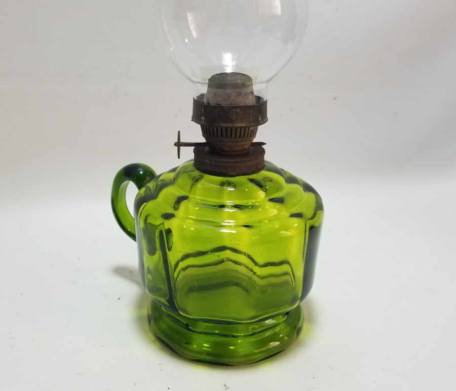 NADİR RENKTE ANTİKA GAZ LAMBASI