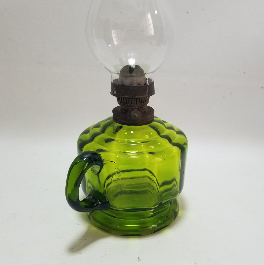 NADİR RENKTE ANTİKA GAZ LAMBASI