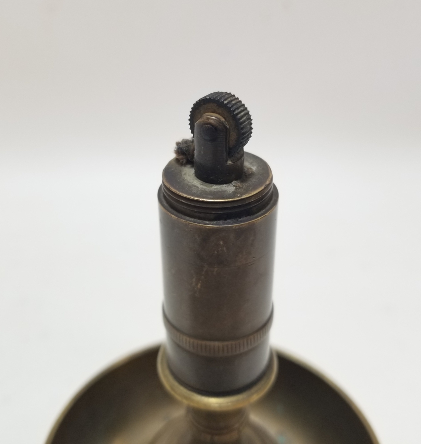 TOP MERMİSİ KOVANINDAN YAPILMIŞ 1. DÜNYA SAVAŞI DÖNEMİ NADİR ASKERİ MASA ÇAKMAĞI