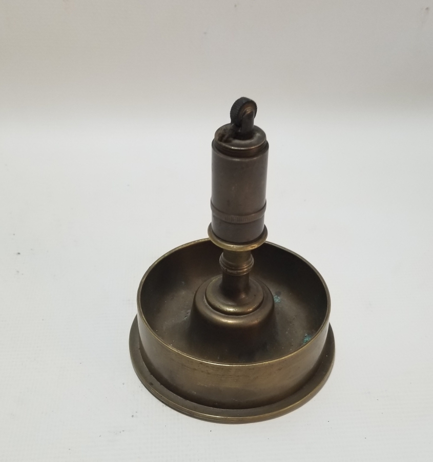 TOP MERMİSİ KOVANINDAN YAPILMIŞ 1. DÜNYA SAVAŞI DÖNEMİ NADİR ASKERİ MASA ÇAKMAĞI