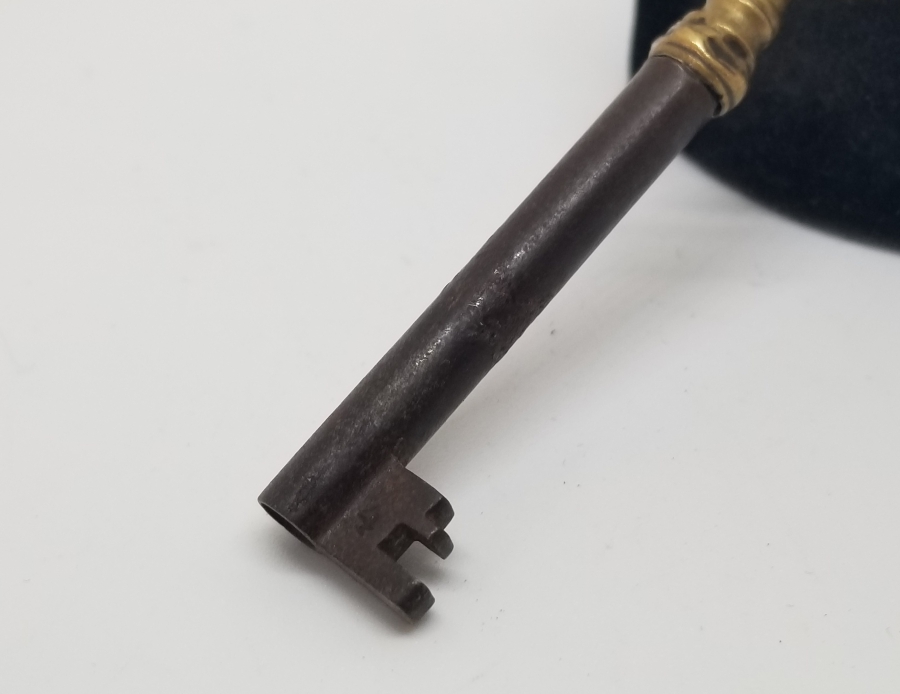 ERMENİ YAPIMI ÜZERİ YAZILI OSMANLI DÖNEMİ NADİR ANAHTAR