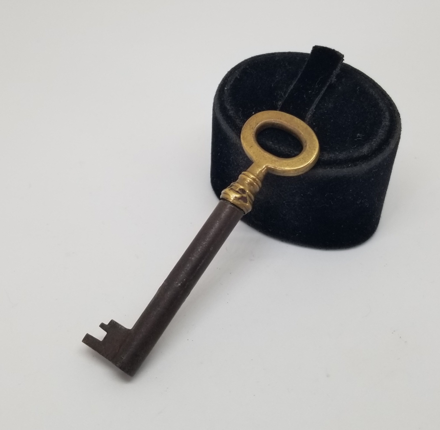 ERMENİ YAPIMI ÜZERİ YAZILI OSMANLI DÖNEMİ NADİR ANAHTAR