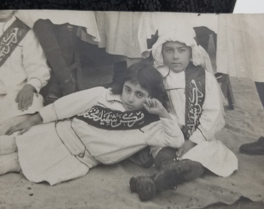 KIZ MEKTEBİ ÖĞRENCİLERİ GÖRSELLİ OSMANLI DÖNEMİ NADİR FOTOĞRAF