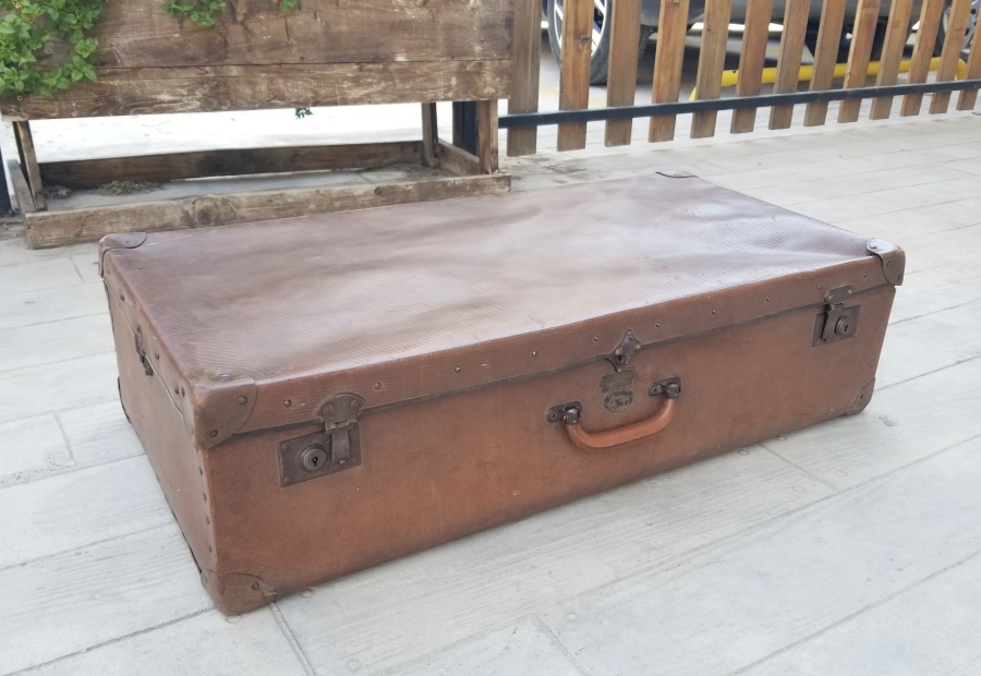 ÜZERİNDE OSMANLICA ETİKET BULUNAN ÇOK NADİR ASKER BAVULU