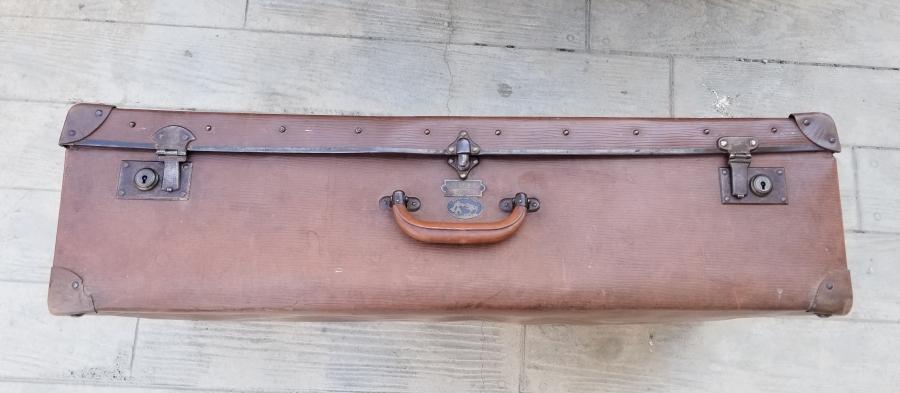 ÜZERİNDE OSMANLICA ETİKET BULUNAN ÇOK NADİR ASKER BAVULU