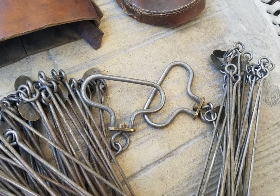 OSMANLI DÖNEMİ ORİJİNAL DERİ KABINDA NADİR GUNTERS ZİNCİRİ