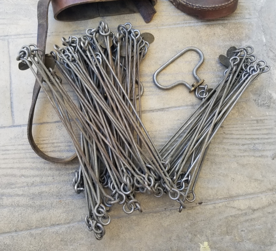 OSMANLI DÖNEMİ ORİJİNAL DERİ KABINDA NADİR GUNTERS ZİNCİRİ