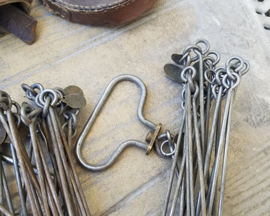 OSMANLI DÖNEMİ ORİJİNAL DERİ KABINDA NADİR GUNTERS ZİNCİRİ