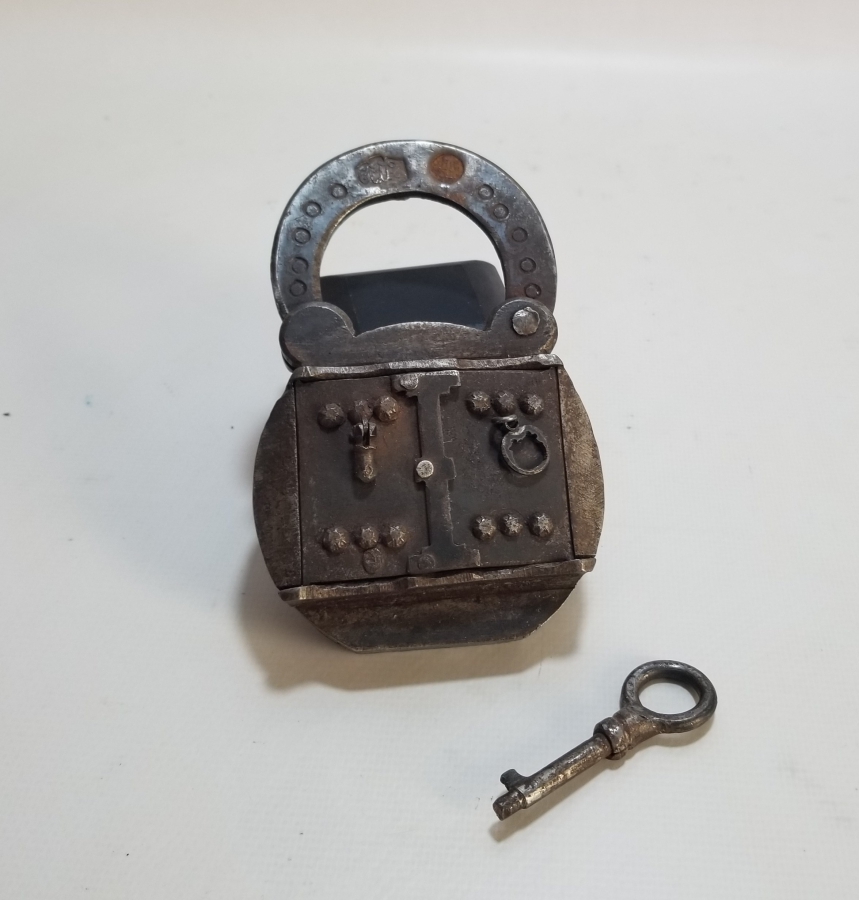 OSMANLI DÖNEMİ ÇİFT USTA DAMGALI NADİR PENCERELİ KİLİT