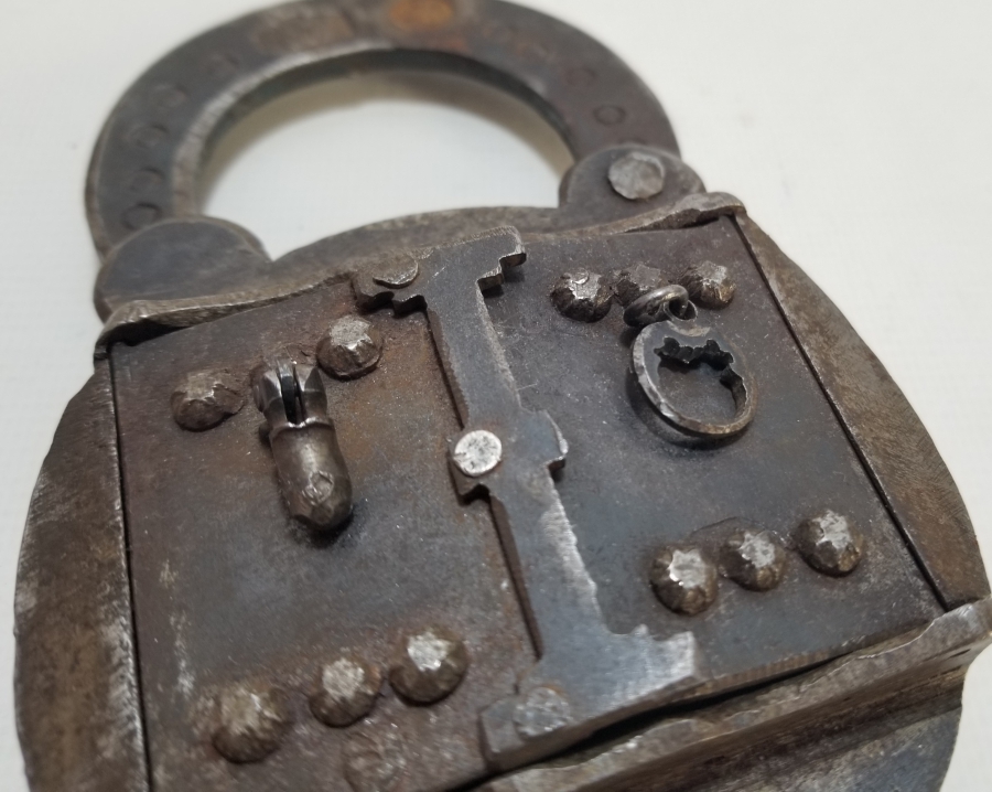 OSMANLI DÖNEMİ ÇİFT USTA DAMGALI NADİR PENCERELİ KİLİT