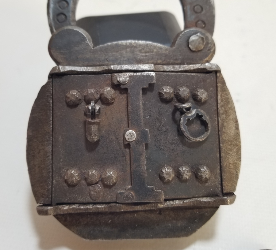 OSMANLI DÖNEMİ ÇİFT USTA DAMGALI NADİR PENCERELİ KİLİT