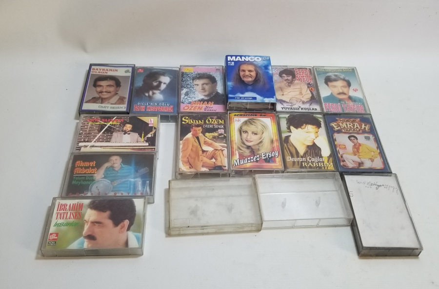 NOSTALJİK KASET KUTUSU LOTU
