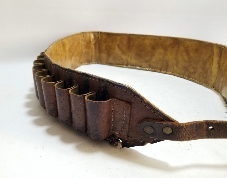 ANTİKA DERİ FİŞEKLİK