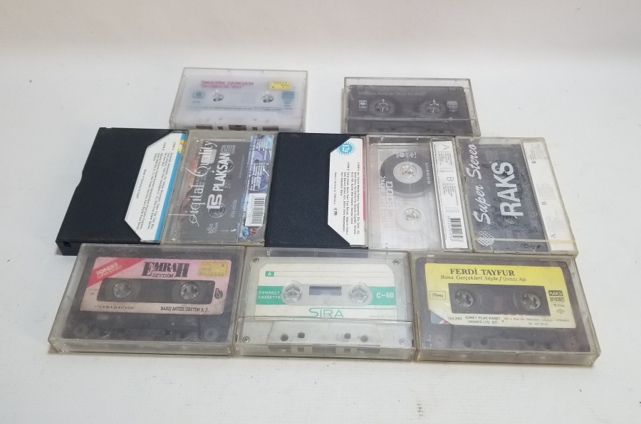 İÇLERİ DOLU NOSTALJİK KASET LOTU
