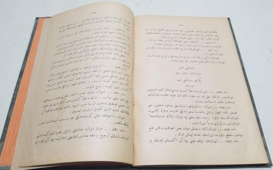 ALTIN VARAKLI CİLDİNDE CUMHURİYET BAŞLARI BASKI TÜRK MEDENİ KANUNU