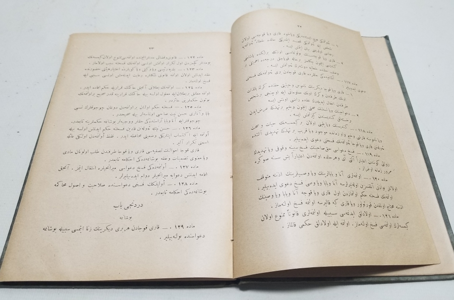 ALTIN VARAKLI CİLDİNDE CUMHURİYET BAŞLARI BASKI TÜRK MEDENİ KANUNU