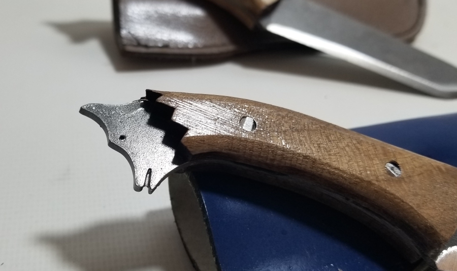 ÖZEL YAPIM KURT BAŞLI KAMPÇI BIÇAKLARI LOTU