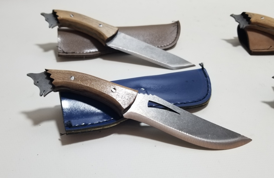 ÖZEL YAPIM KURT BAŞLI KAMPÇI BIÇAKLARI LOTU