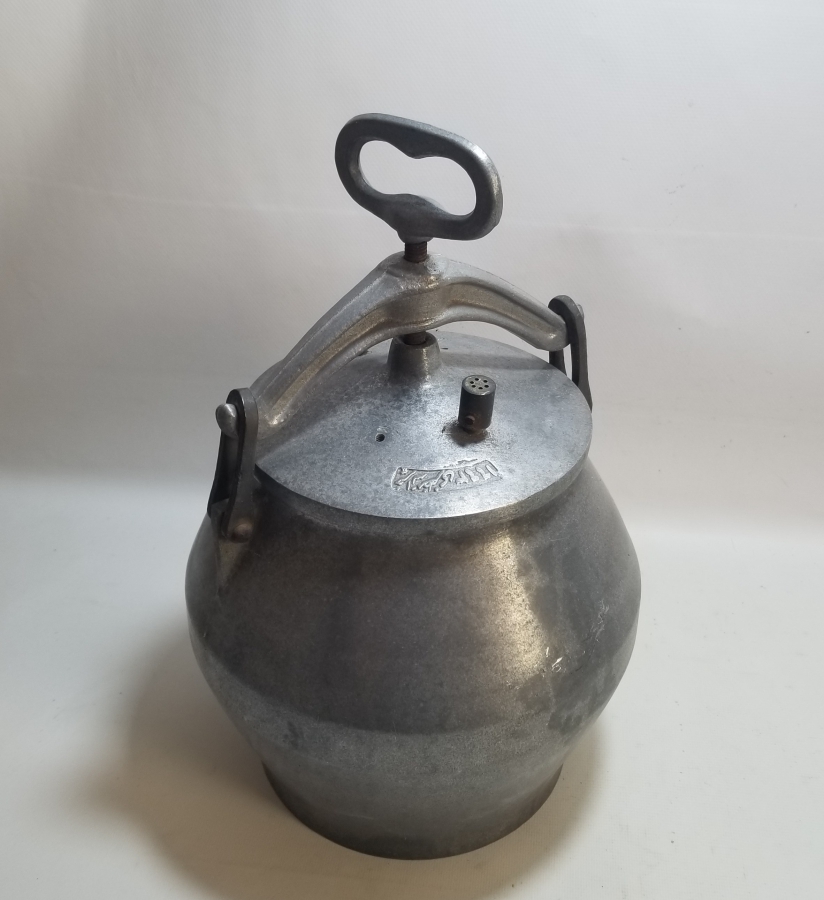 ANTİKA İLK YAPILAN DÜDÜKLÜ TENCERE