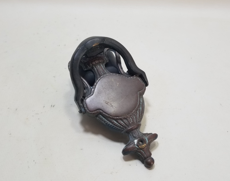 KABARTMA İŞÇİLİKLİ ANTİKA KAPI TOKMAĞI