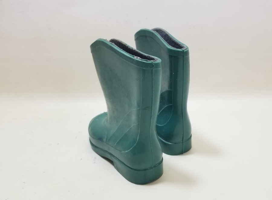 YERLİ YAPIM KULLANILMAMIŞ LASTİK ÇİZME